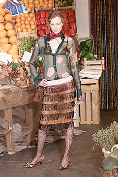 Dolce & Gabbana S/S 00 Look 41