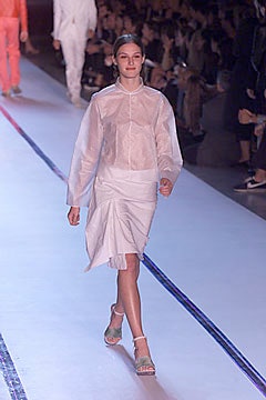 DKNY S/S 00 Look 70