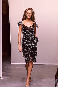 Diane von Furstenberg S/S 01 Look 1