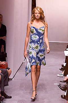 Diane von Furstenberg S/S 01 Look 55
