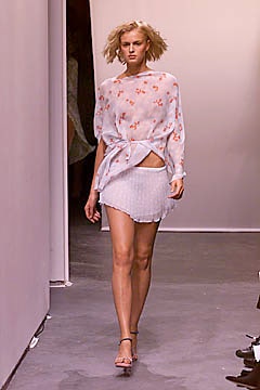 Diane von Furstenberg S/S 01 Look 68