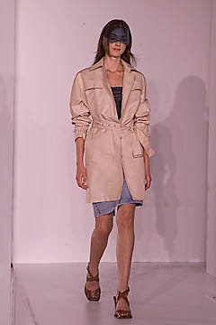 DKNY S/S 01 Look 23