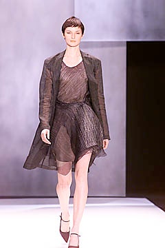 Donna Karan S/S 01 Look 8