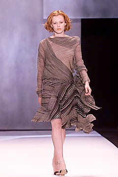 Donna Karan S/S 01 Look 59