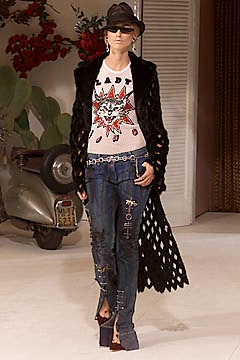 Dolce & Gabbana S/S 01 Look 16