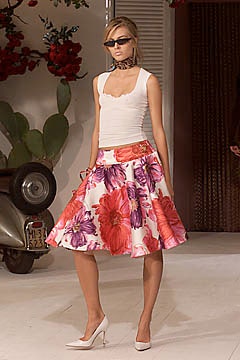 Dolce & Gabbana S/S 01 Look 51
