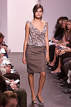Diane von Furstenberg F/W 01 Look 2