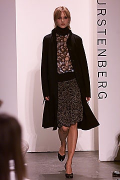 Diane von Furstenberg F/W 01 Look 25