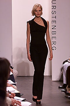 Diane von Furstenberg F/W 01 Look 27