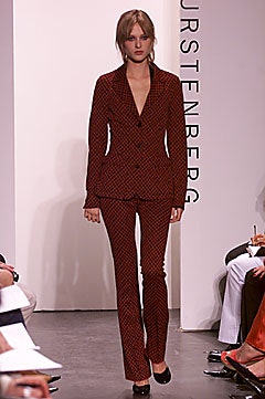 Diane von Furstenberg F/W 01 Look 42