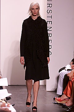 Diane von Furstenberg F/W 01 Look 52