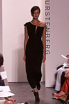 Diane von Furstenberg F/W 01 Look 55