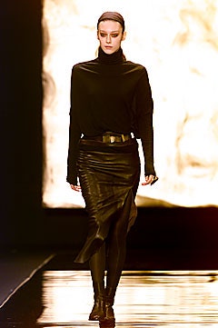 Donna Karan F/W 01 Look 23