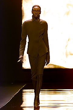Donna Karan F/W 01 Look 29