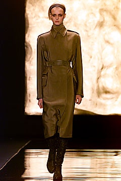 Donna Karan F/W 01 Look 39
