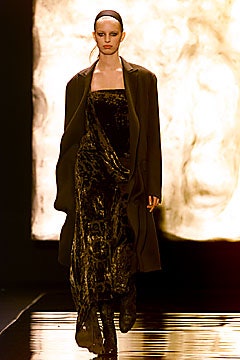 Donna Karan F/W 01 Look 44