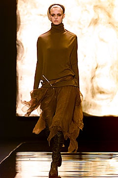 Donna Karan F/W 01 Look 64