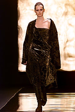 Donna Karan F/W 01 Look 89