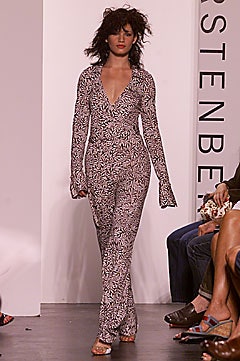 Diane von Furstenberg S/S 02 Look 27