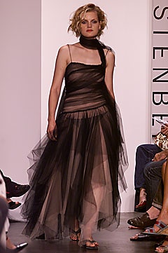 Diane von Furstenberg S/S 02 Look 57