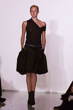 Donna Karan S/S 02 Look 21