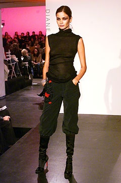 Diane von Furstenberg F/W 02 Look 10