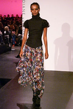 Diane von Furstenberg F/W 02 Look 13