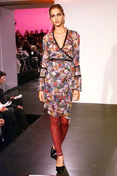 Diane von Furstenberg F/W 02 Look 15
