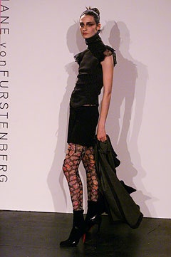 Diane von Furstenberg F/W 02 Look 20