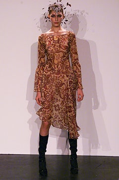 Diane von Furstenberg F/W 02 Look 24
