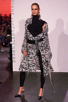 Diane von Furstenberg F/W 02 Look 43