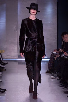 Donna Karan F/W 02 Look 1