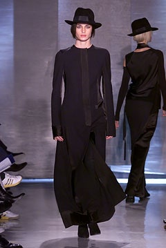 Donna Karan F/W 02 Look 16