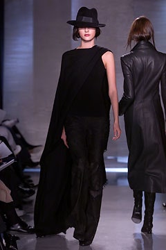 Donna Karan F/W 02 Look 25