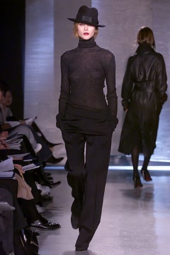 Donna Karan F/W 02 Look 26