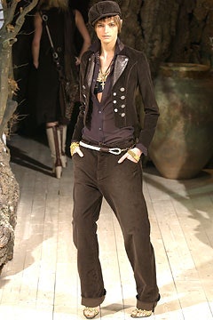 Dolce & Gabbana F/W 02 Look 14