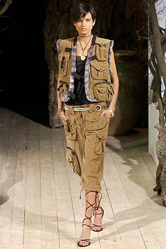Dolce & Gabbana F/W 02 Look 27