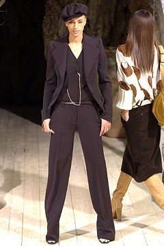 Dolce & Gabbana F/W 02 Look 34