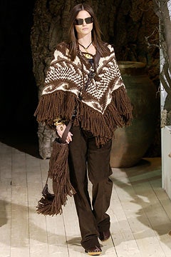 Dolce & Gabbana F/W 02 Look 37