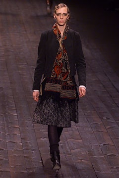 Dries Van Noten F/W 02 Look 11