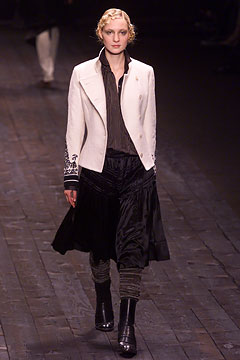 Dries Van Noten F/W 02 Look 33