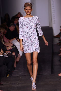Diane von Furstenberg S/S 03 Look 21