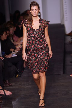 Diane von Furstenberg S/S 03 Look 22