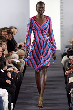 Diane von Furstenberg F/W 03 Look 18