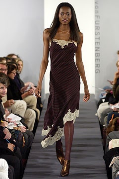 Diane von Furstenberg F/W 03 Look 29