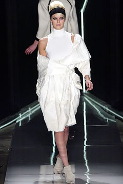 Donna Karan F/W 03 Look 17