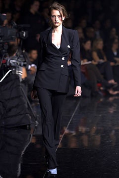 Dolce & Gabbana F/W 03 Look 20