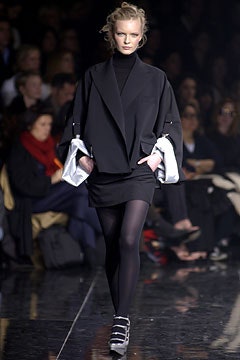 Dolce & Gabbana F/W 03 Look 22