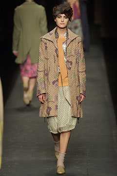 Dries Van Noten F/W 03 Look 15