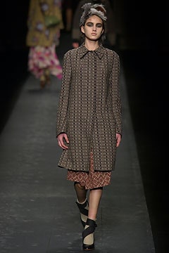Dries Van Noten F/W 03 Look 39